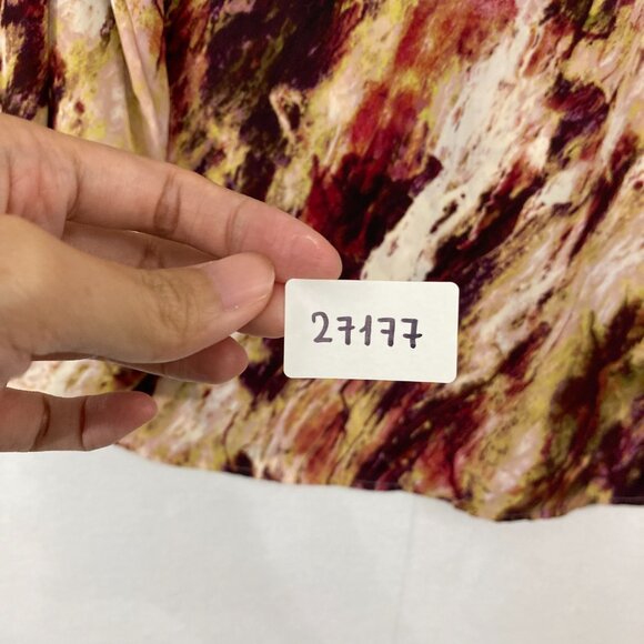 New Investments Top size 1X Multi Color Abstract Long Sleeve Popover Office - Picture 11 of 11